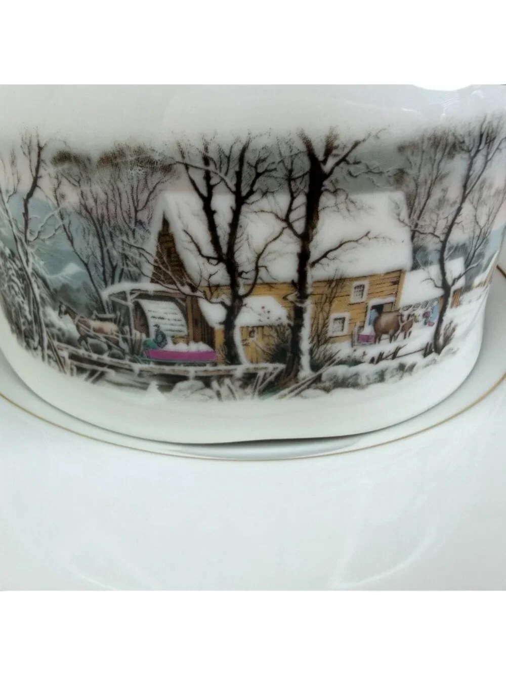 Vtg 1977 Avon Currier & Ives Covered Butter Cheese Dish Holiday Winter Scene
